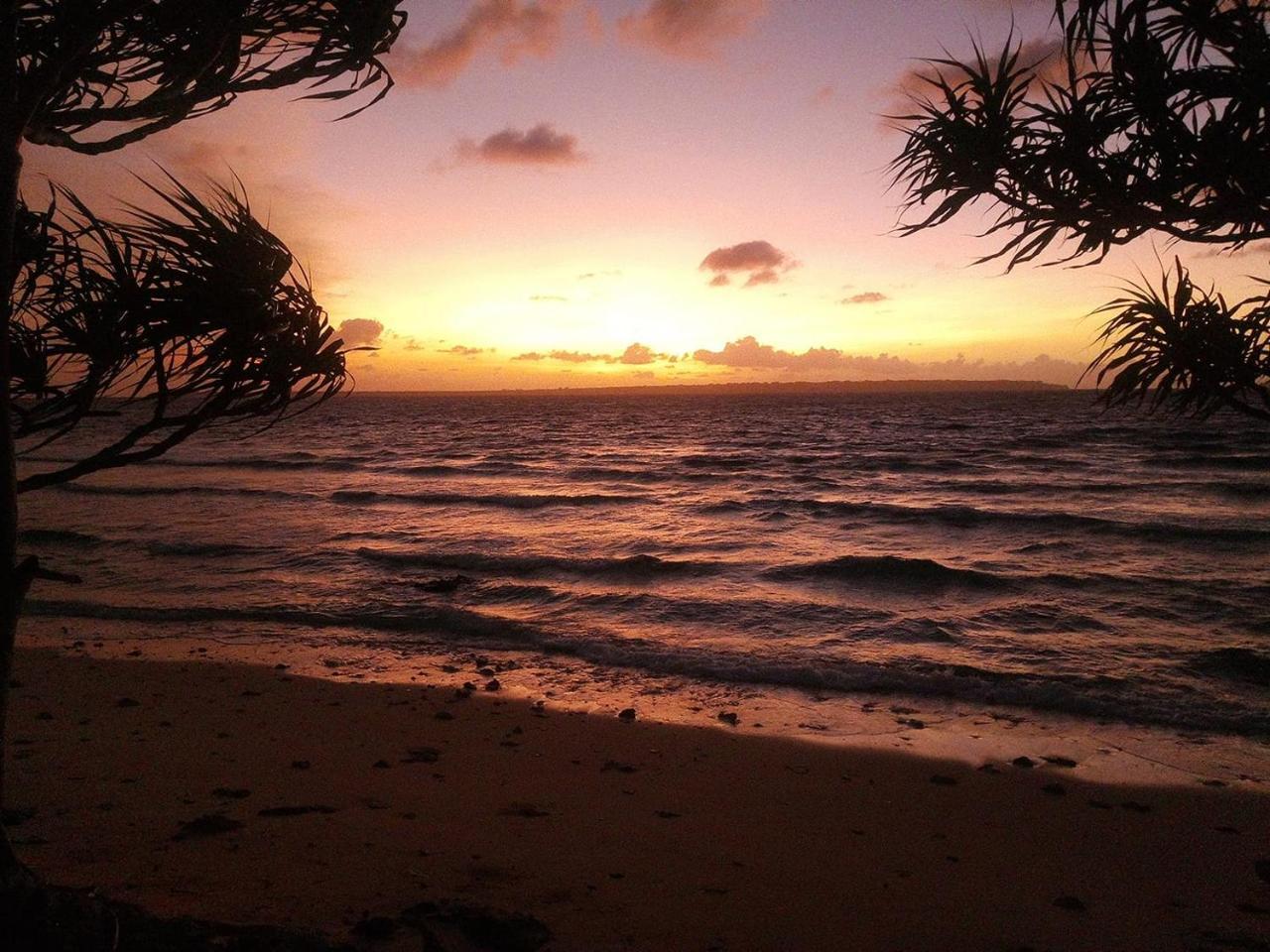 Aore Breeze Luganville Exterior photo