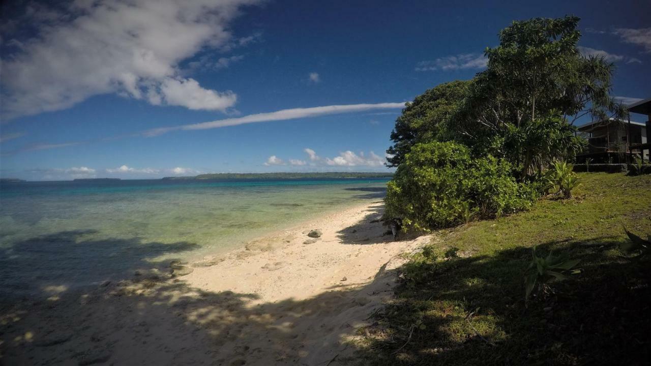 Aore Breeze Luganville Exterior photo