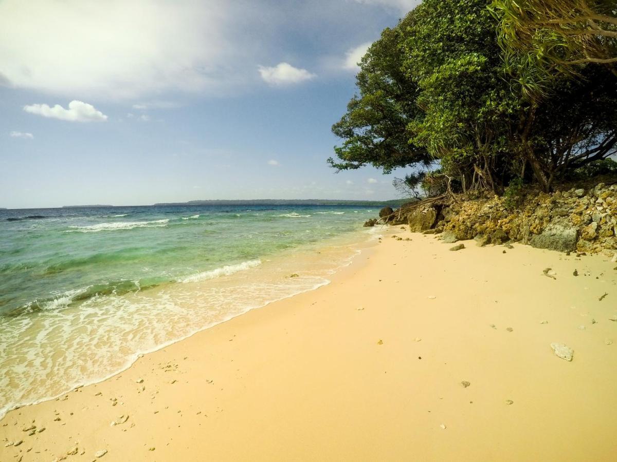 Aore Breeze Luganville Exterior photo